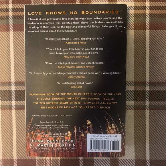 All the Ugly and Wonderful Things and Tiger Tiger book bundle - Picture 4 of 13